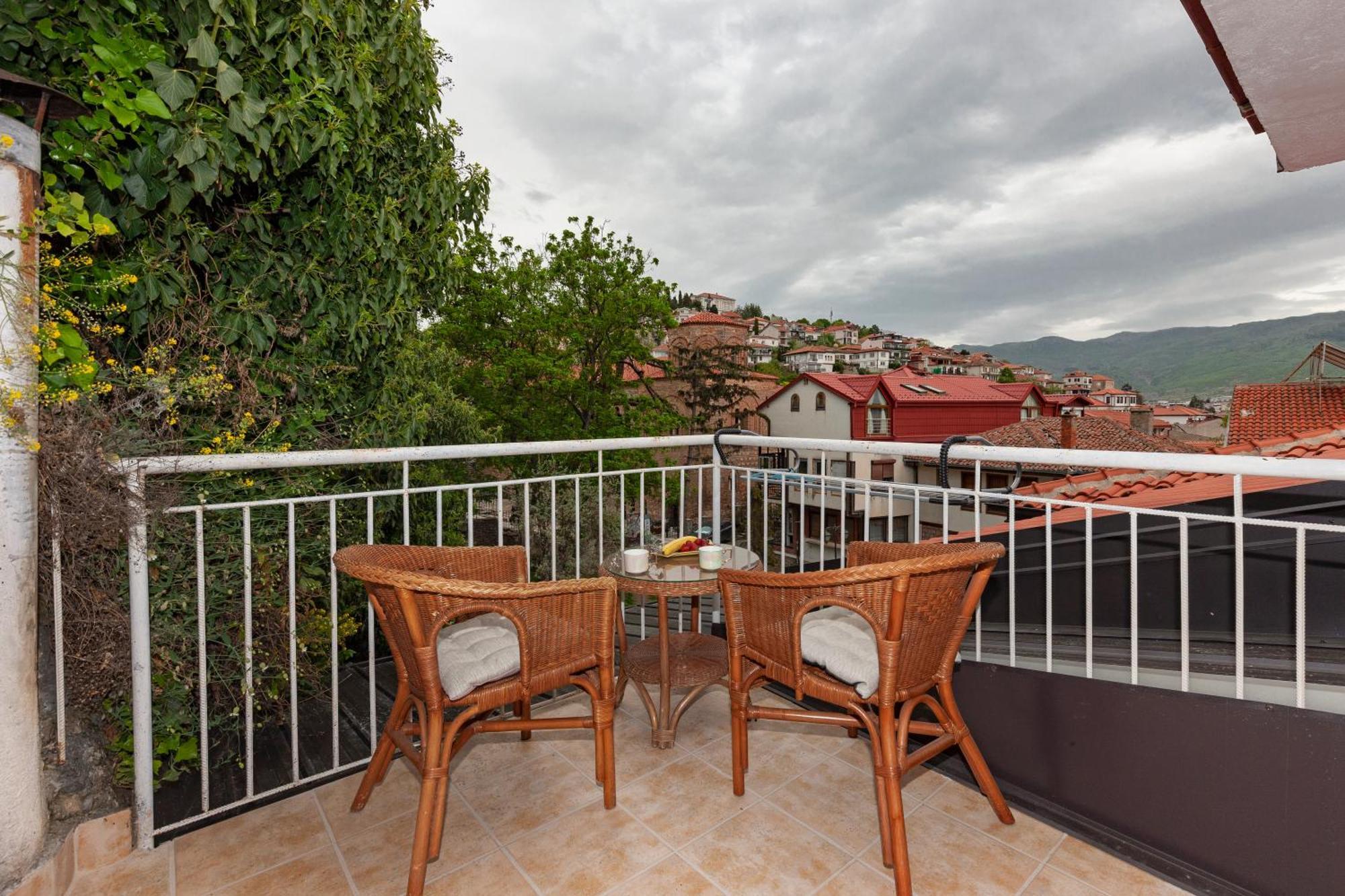 Pearl'S Apartments Ochryda Zewnętrze zdjęcie