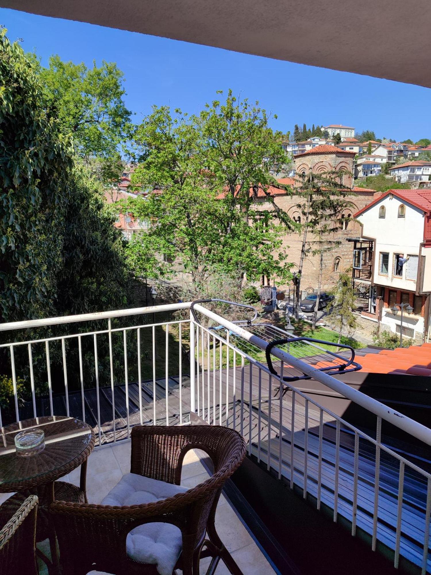 Pearl'S Apartments Ochryda Zewnętrze zdjęcie